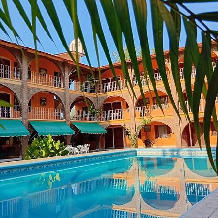 Hotel Hf Hacienda San Francisco Puente Nacional Esterno foto