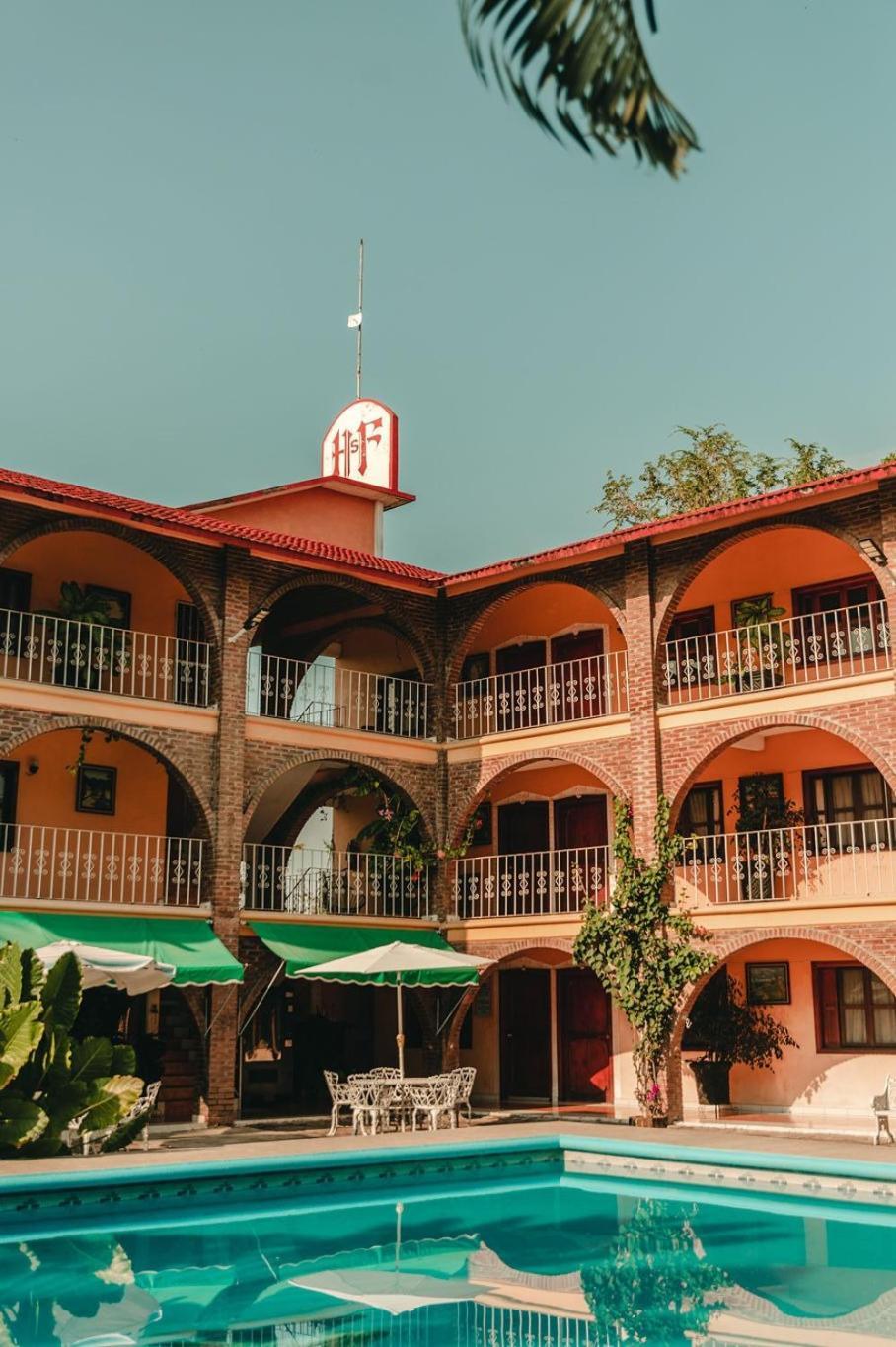 Hotel Hf Hacienda San Francisco Puente Nacional Esterno foto